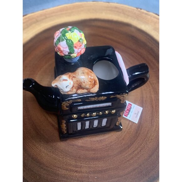 Vintage Cardinal Inc. Black Teapot Stove Design with Cat & Flowers - Picture 6 of 13